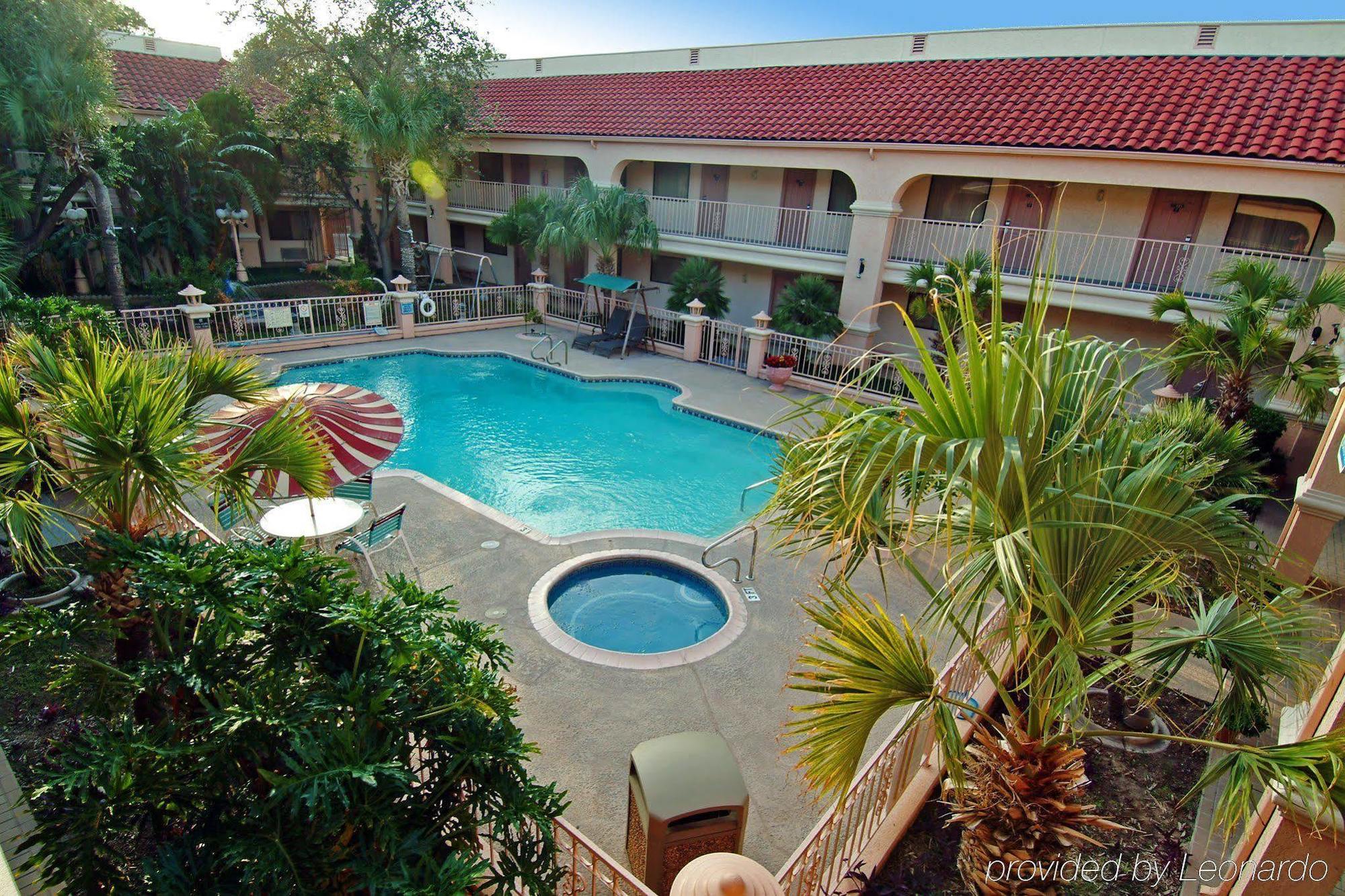 Super 8 By Wyndham Corpus Christi Northwest Motel Facilities photo