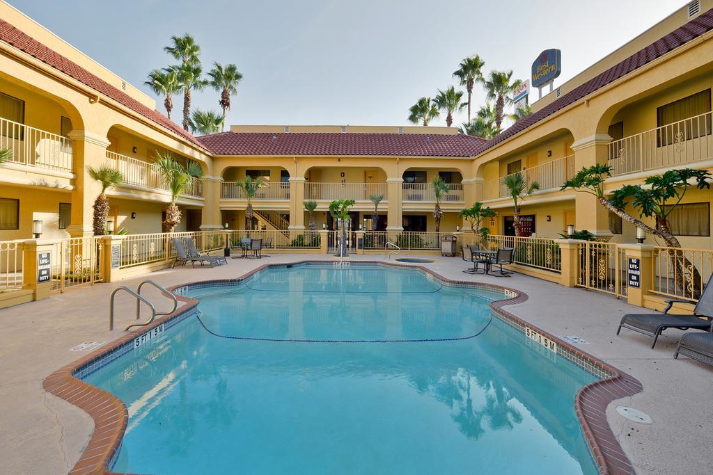 Super 8 By Wyndham Corpus Christi Northwest Motel Exterior photo